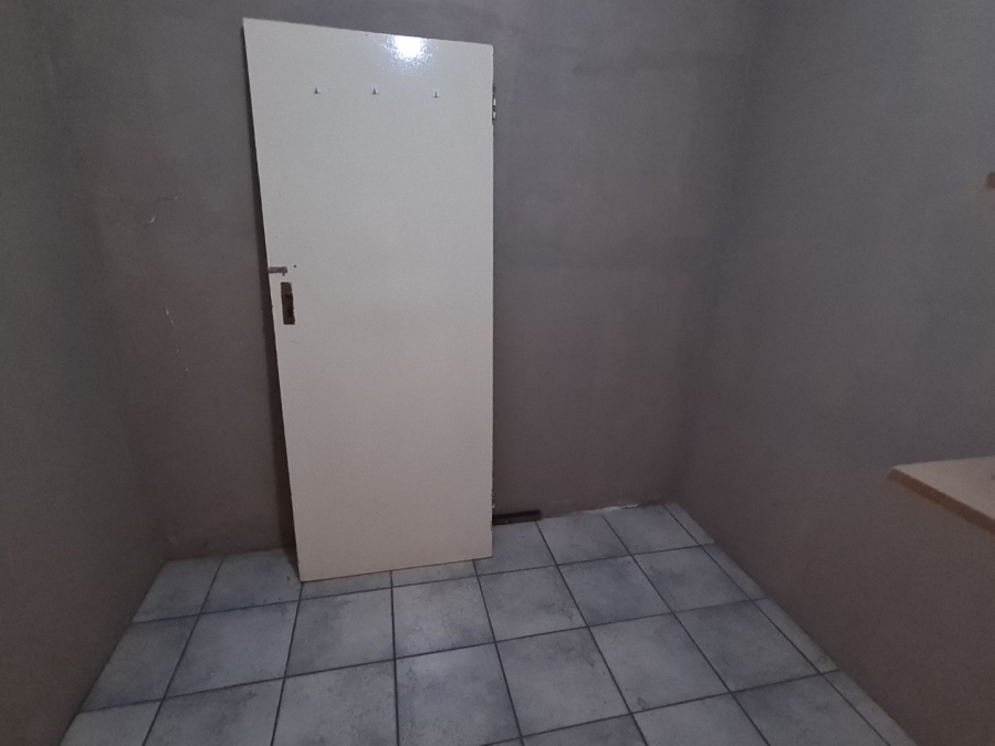 To Let Commercial Property for Rent in Bethlehem Free State